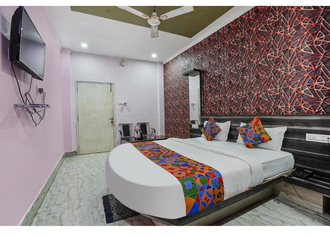 Ashiyana Hotel Varanasi Exterior foto